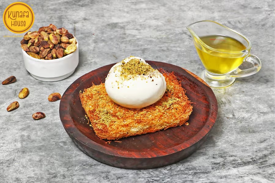 Crunchy Baked Icecream Kunafa