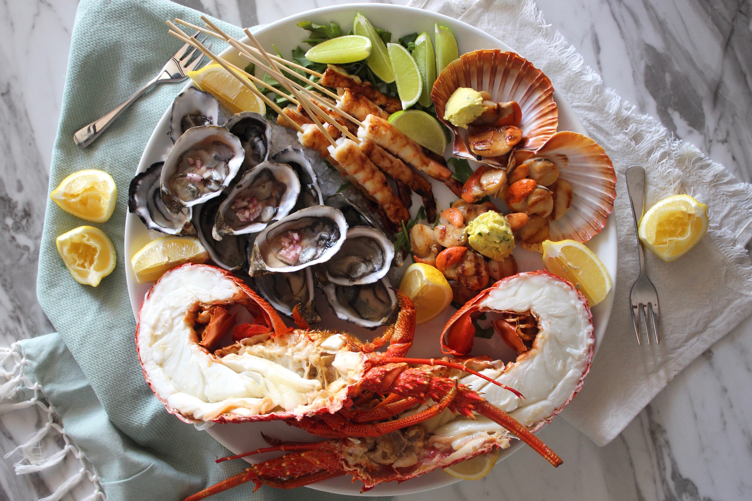 Grilled Prawns &Oysters Shell