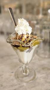 Pista Treat Soft Sundae
