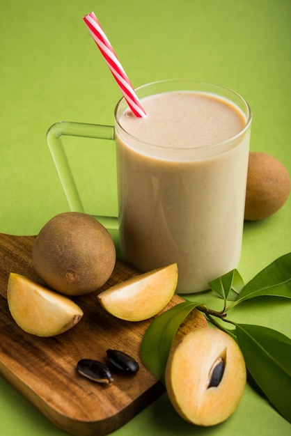 Chikoo Juice