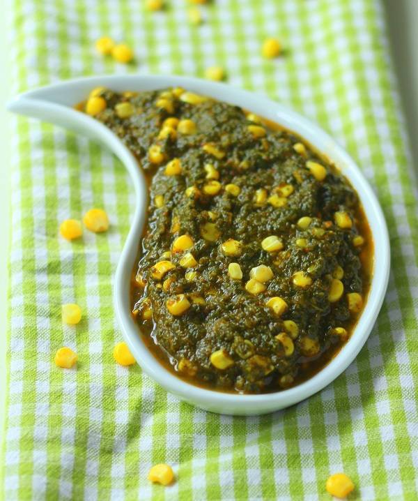 Baby corn palak