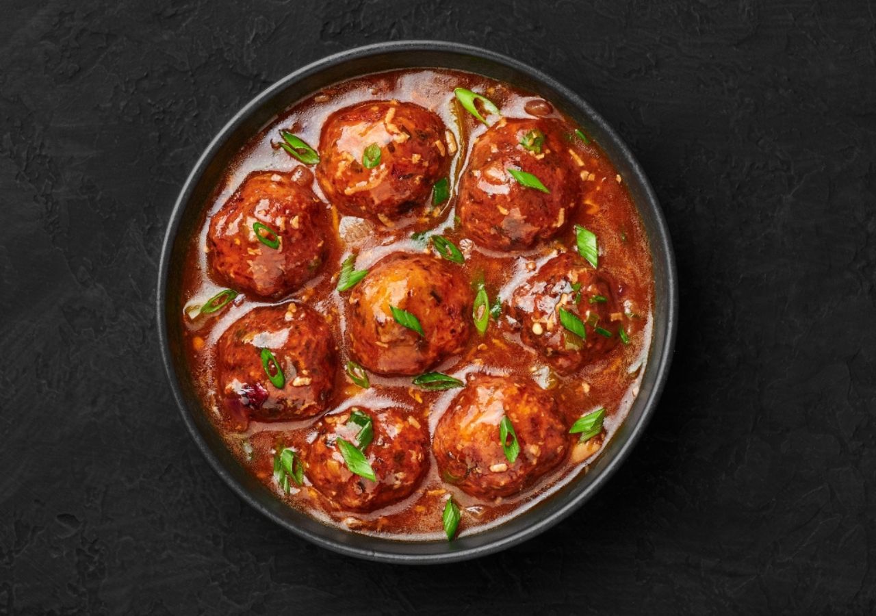Gobi manchurian gravy
