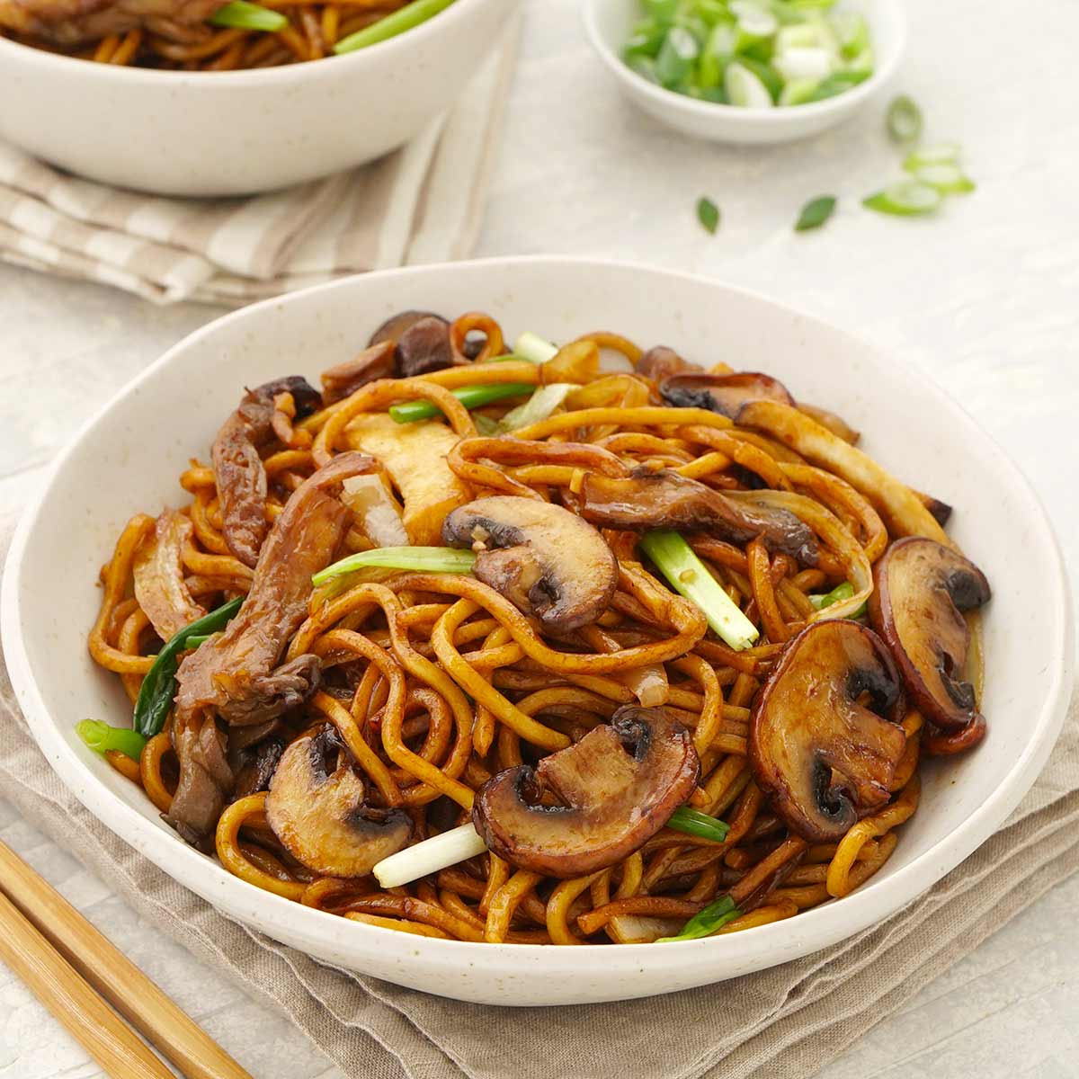 Mushroom Fried Noodles
