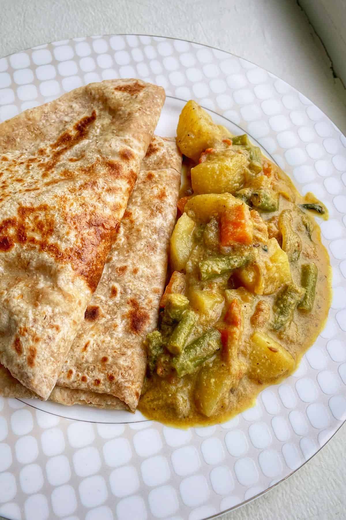 Chappathi with kurma (2 nos)