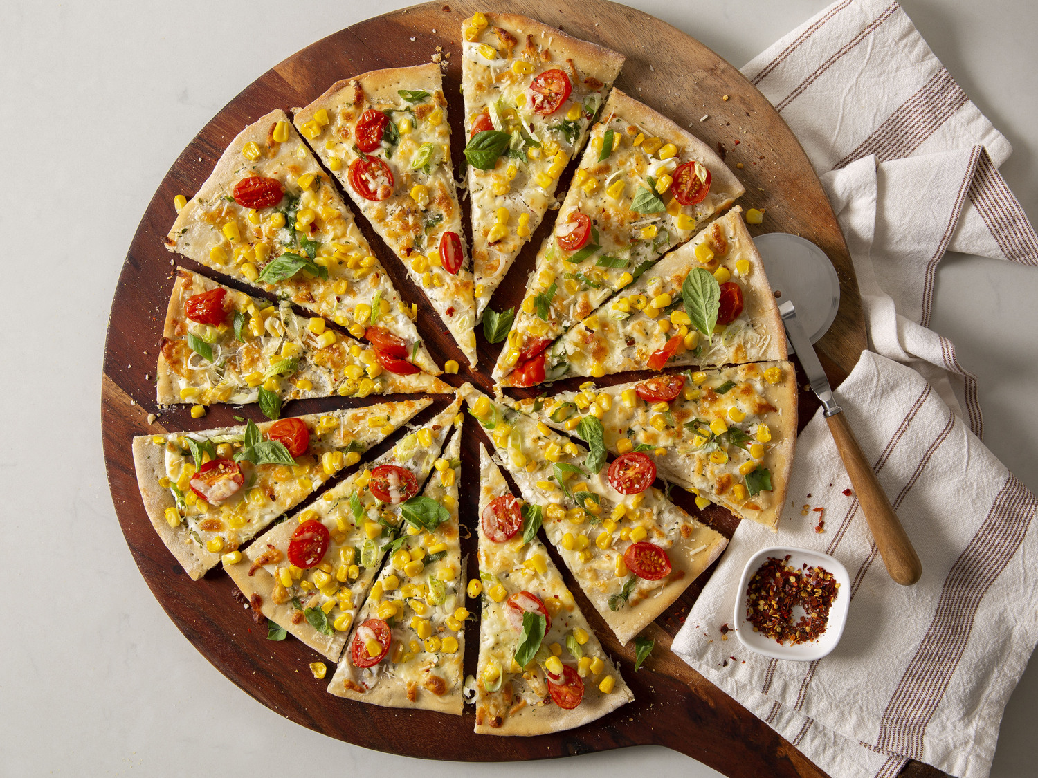 Corn Cheese Tomato Pizza 10 Inch