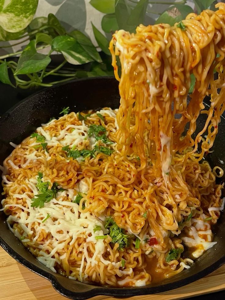 Cheesy Maggi