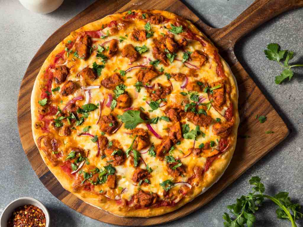 Beef Tikka Pizza 10 Inch