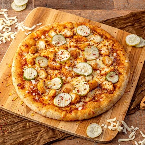 Nashville Hot Chicken Pizza 10 Inch