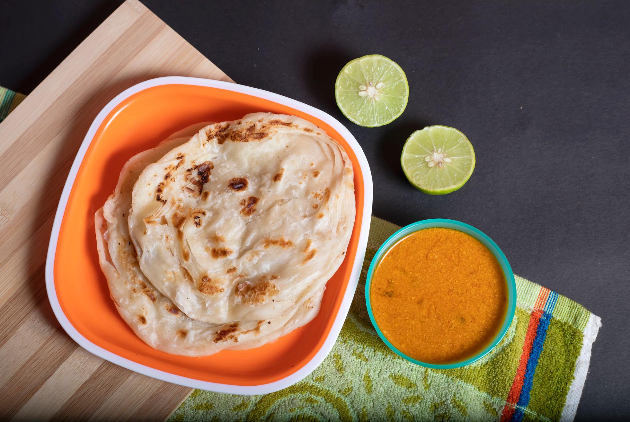 Egg Paratha with Chicken