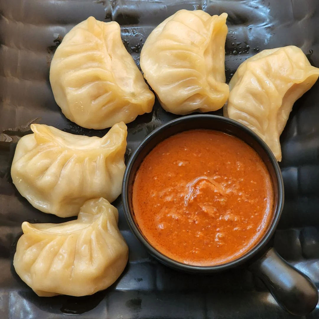 Chicken Momos (6 pcs)