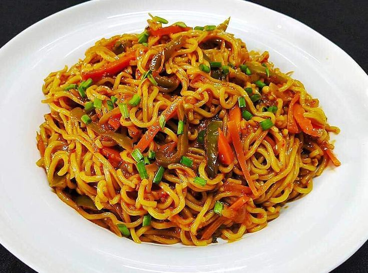 Schezwan Veg Maggi