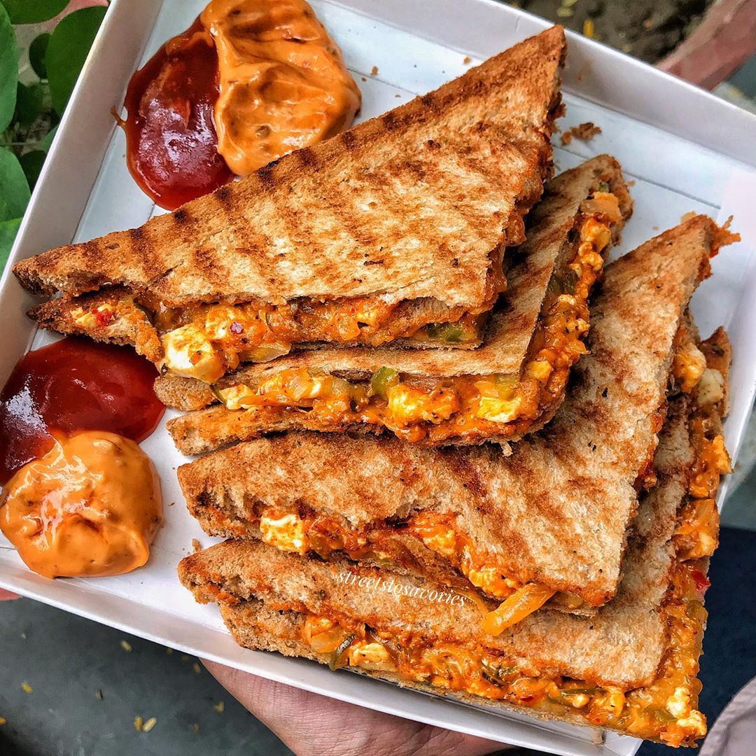 Tandoori Paneer Sandwich