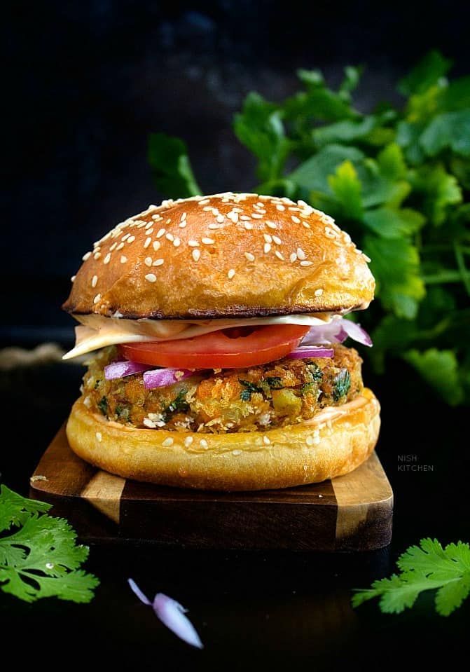 Spicy Veg BURGER - 1 Pcs
