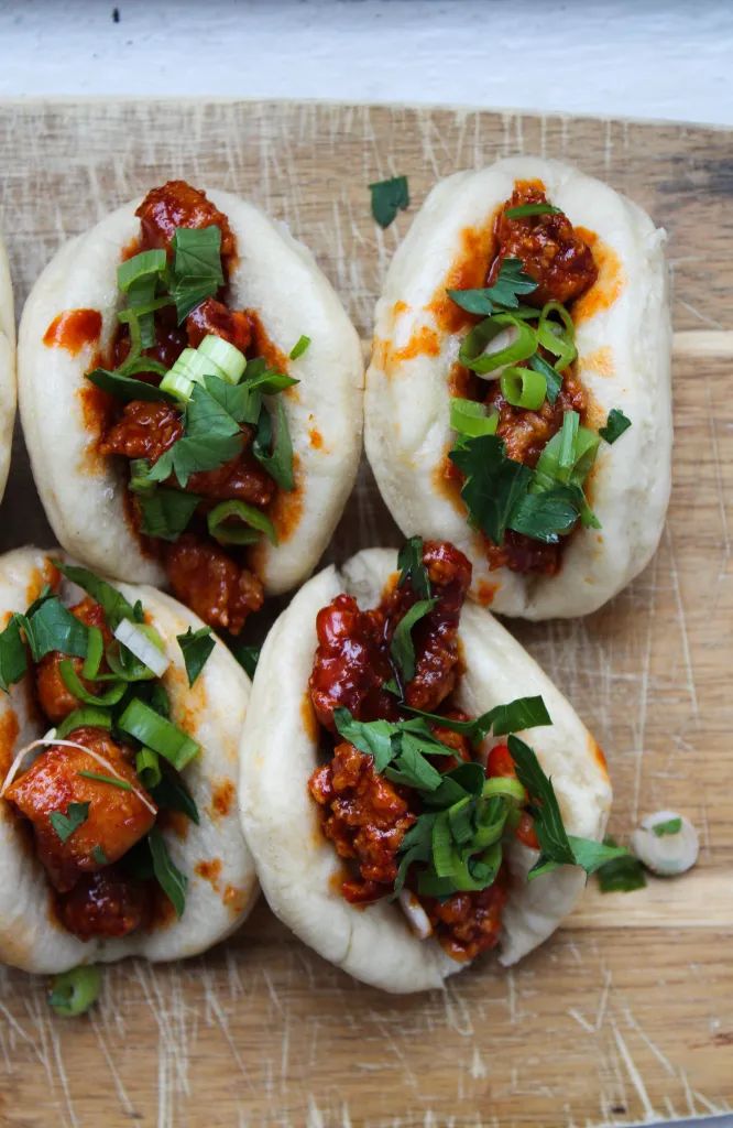 Spicy Chicken Bao Bun - 1 Pcs