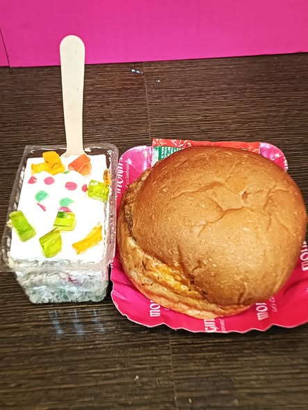 Chicken Veg Burger and Cake