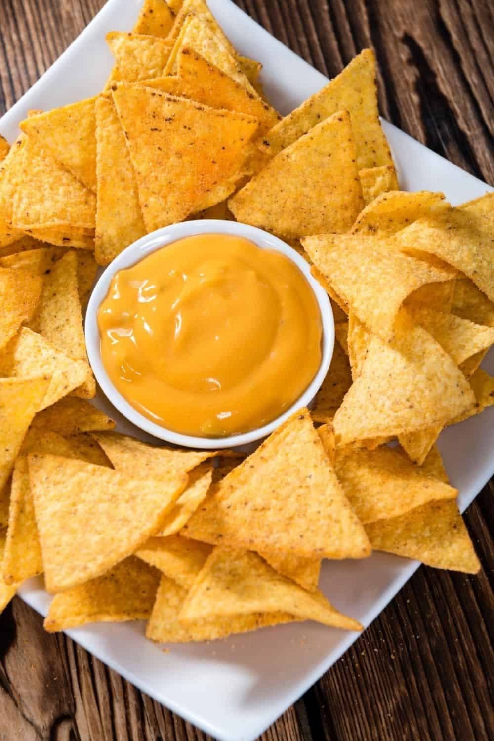 Cheese Nachos With Cheese Jalapeno Dip