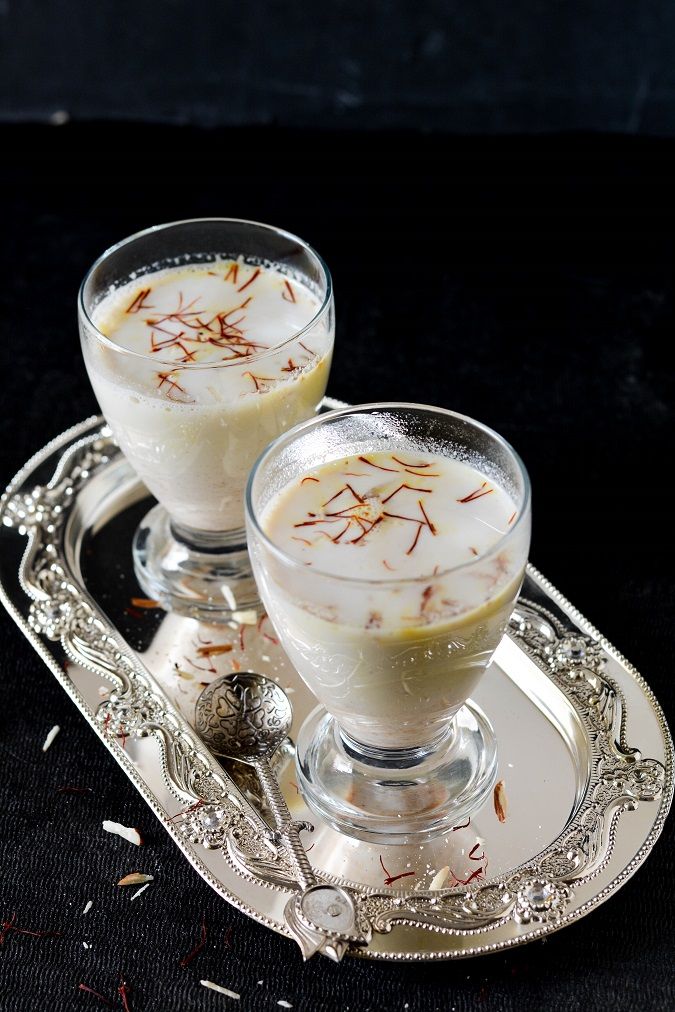 Royal Dates Lassi
