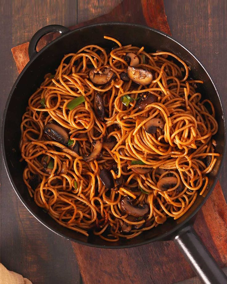 Shezhwan Mushroom Noodles