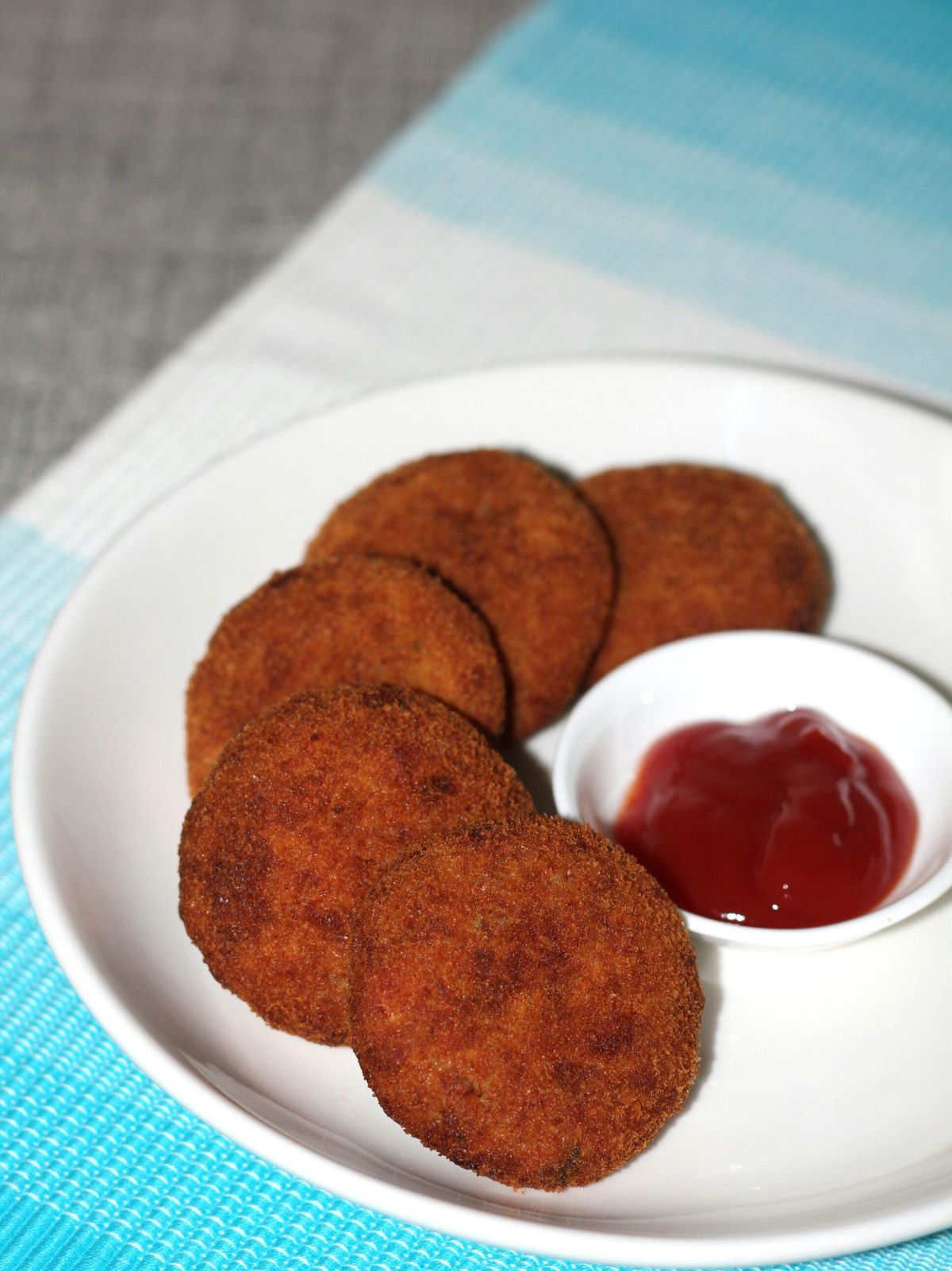 Stuffed Chicken Cutlet (2 Pcs)
