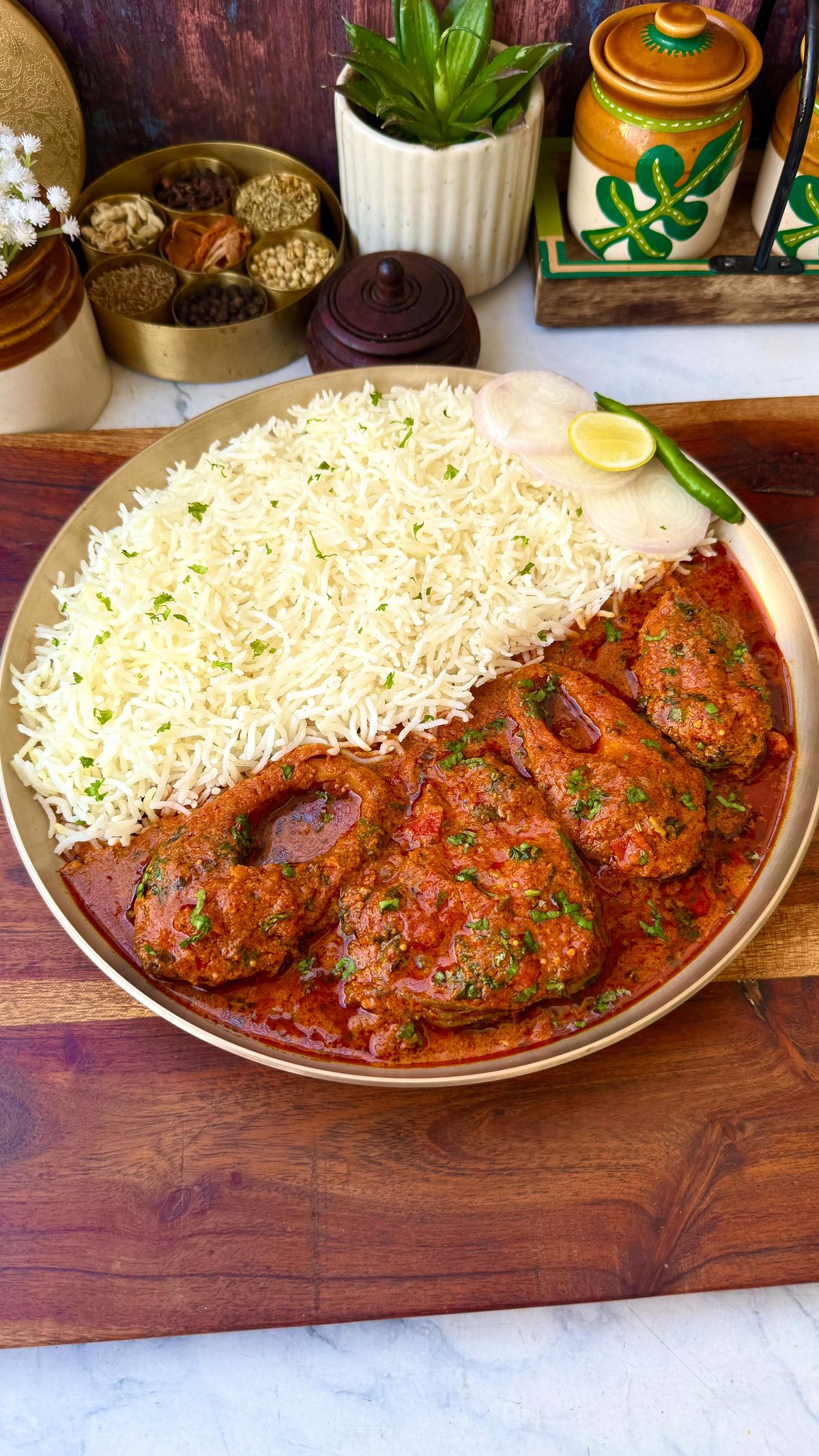 Meen Saapadu
