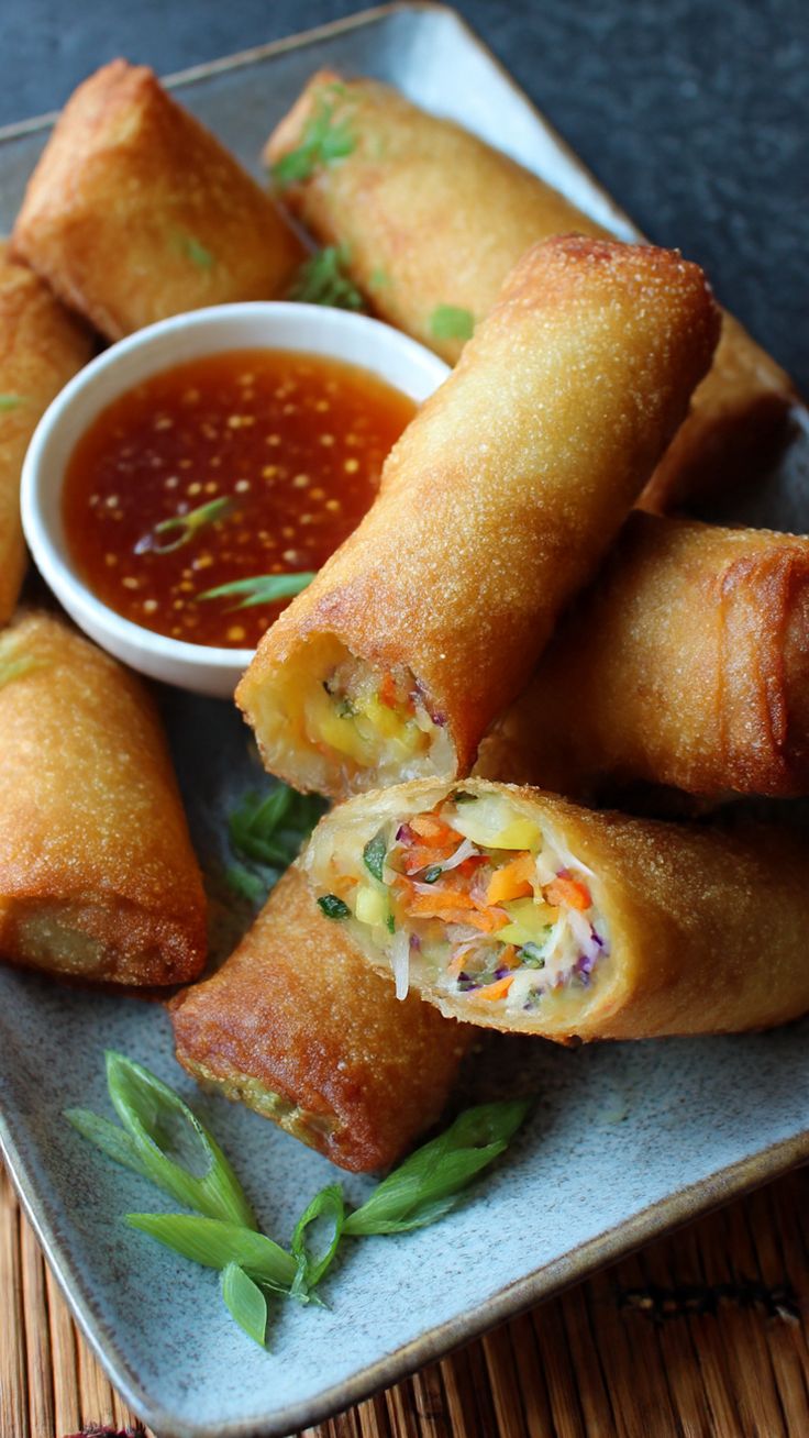 Veg Roll (2 Pcs)