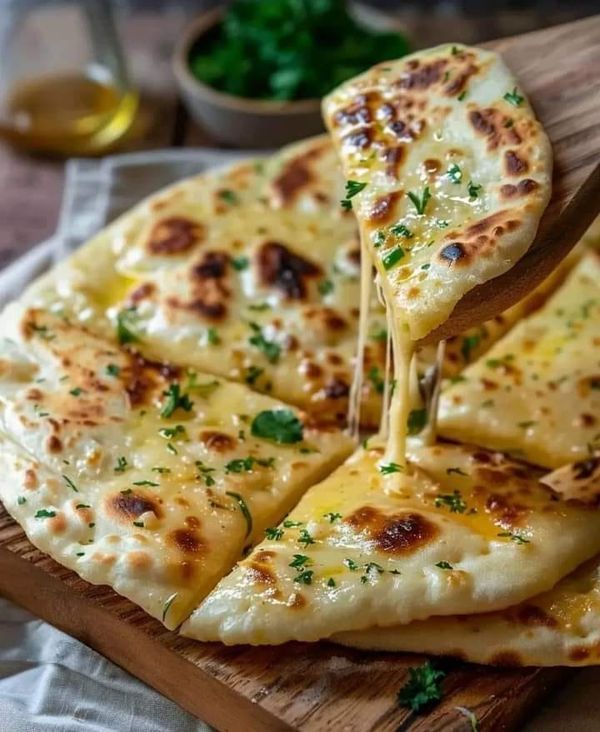 Cheese Garlic Naan