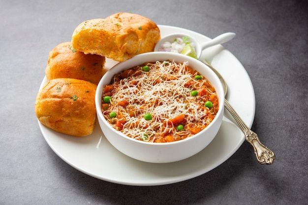 Chicken Pav Bhaji
