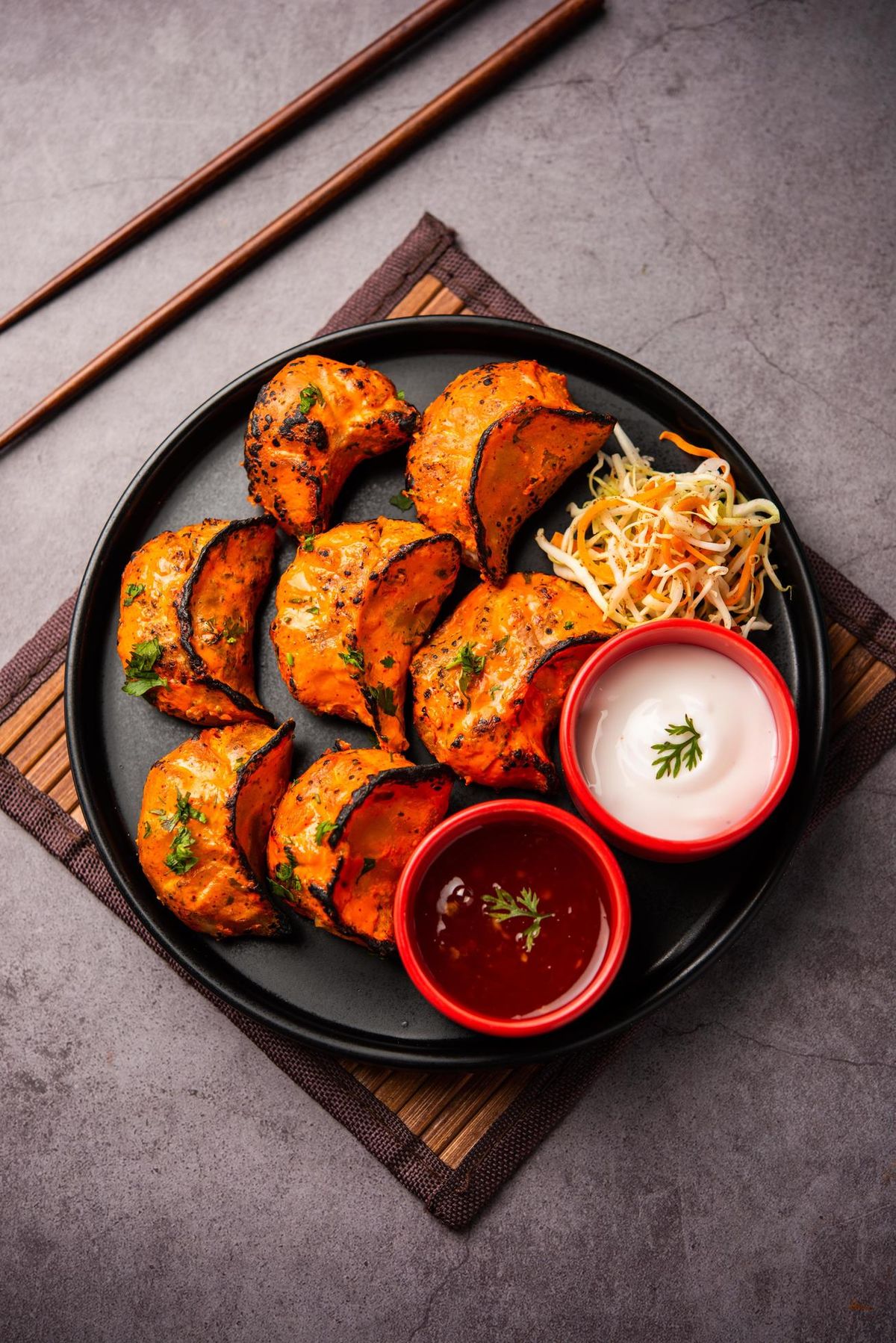Fried Chicken Tikka Momos (5 Pcs)