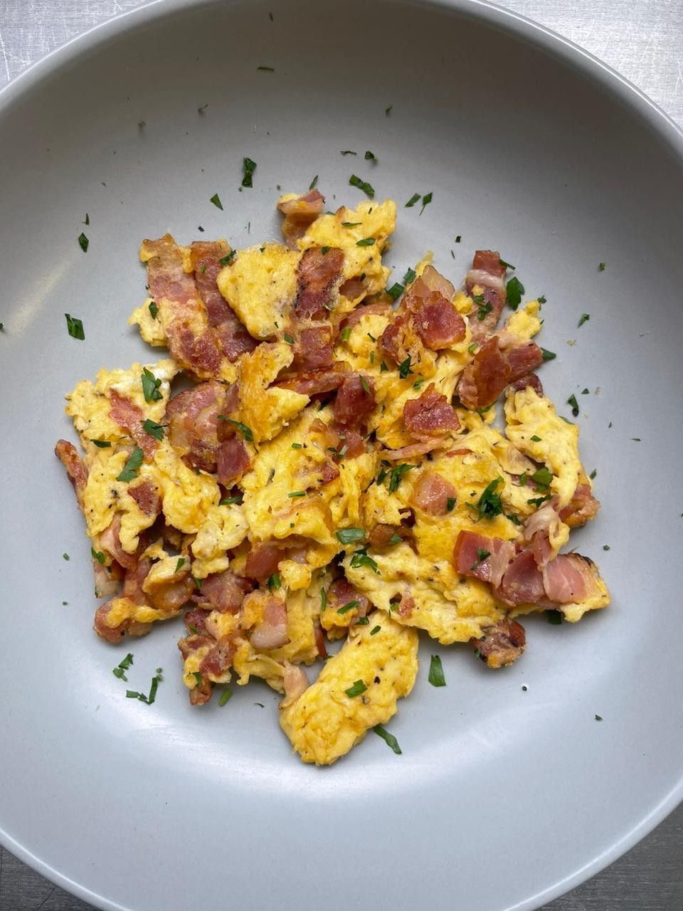 Cheesy Scrambled Egg with Chicken