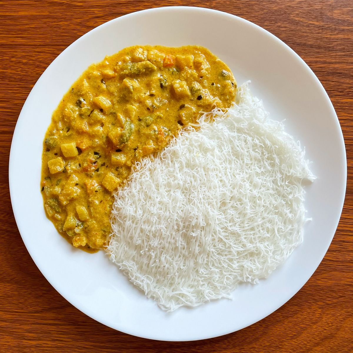 Idiyappam Vadacurry