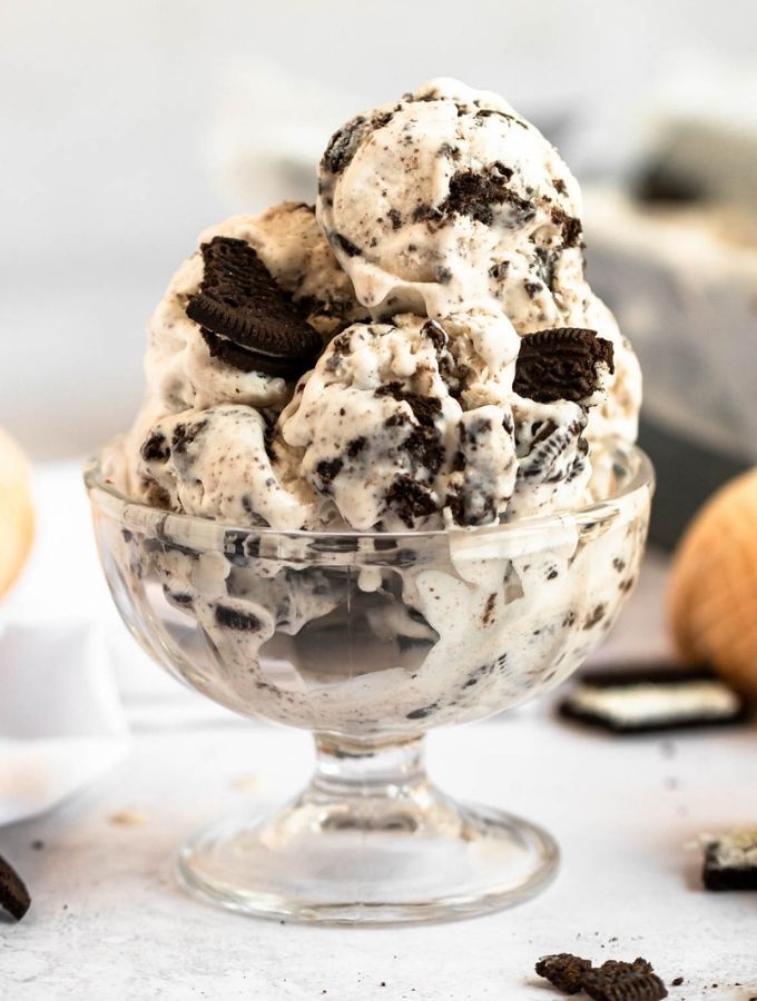 Cream & Cookies