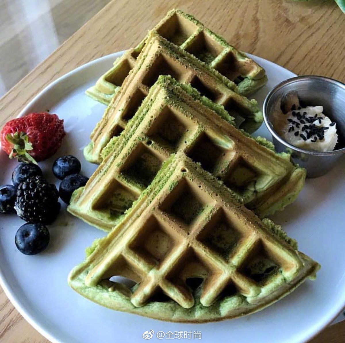 Milk Match Waffle