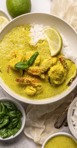 Green Base Thai Curry With Steamed Rice(Prawn)