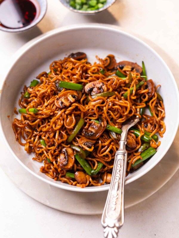 Mushroom Fried Noodles