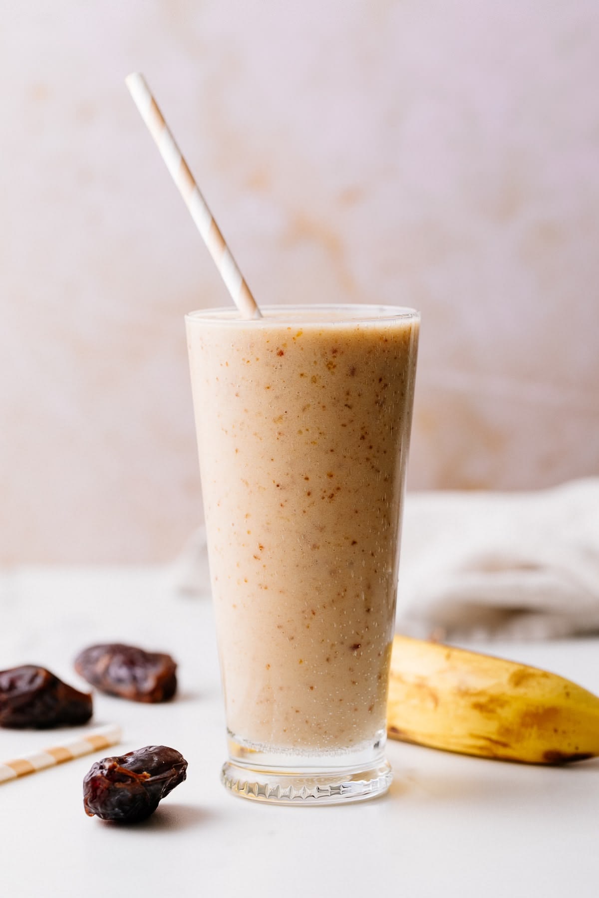 Vanilla Dates Shake (With Icecream)