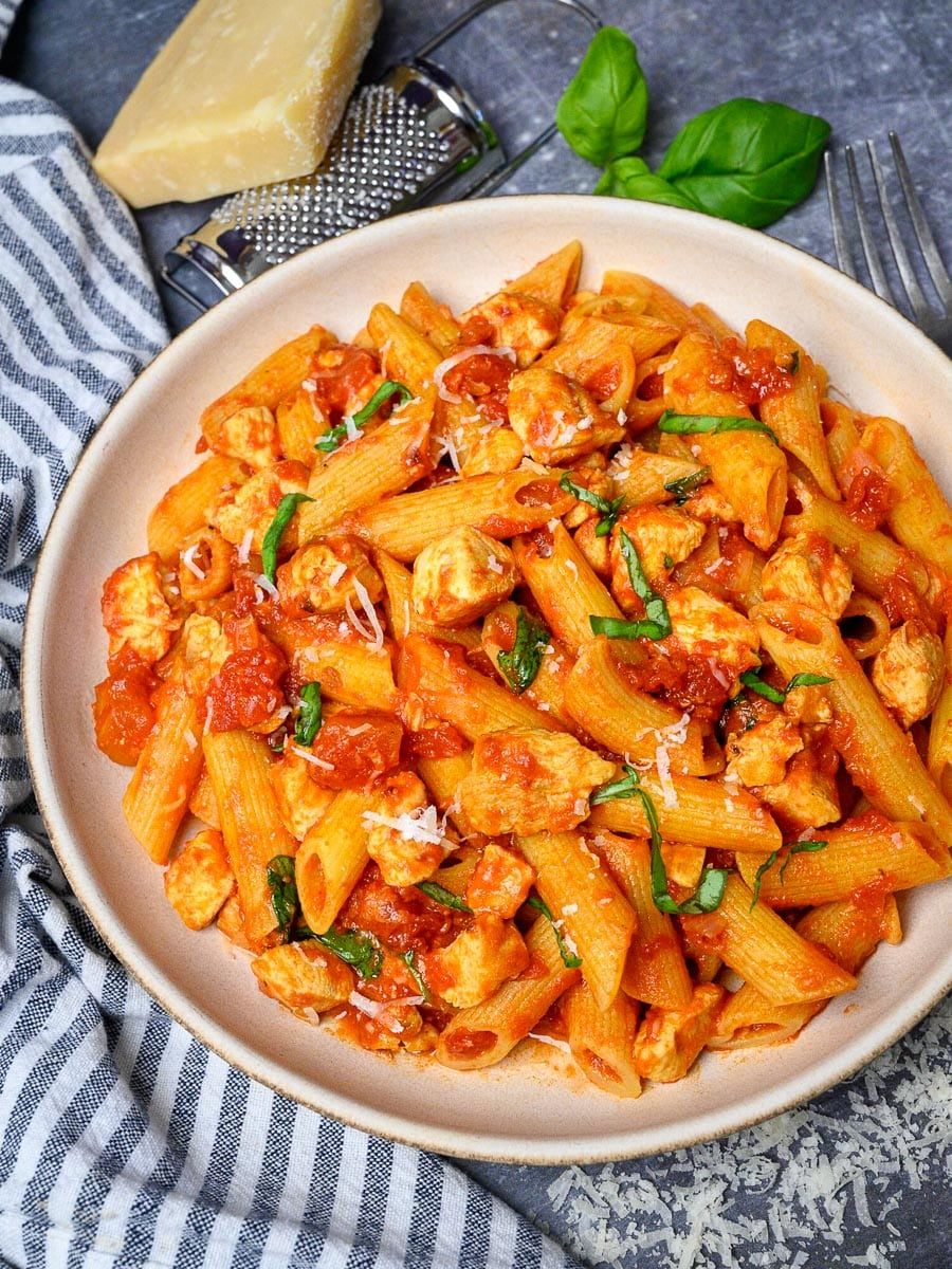 Chicken Arrabbiata Sauce Pasta