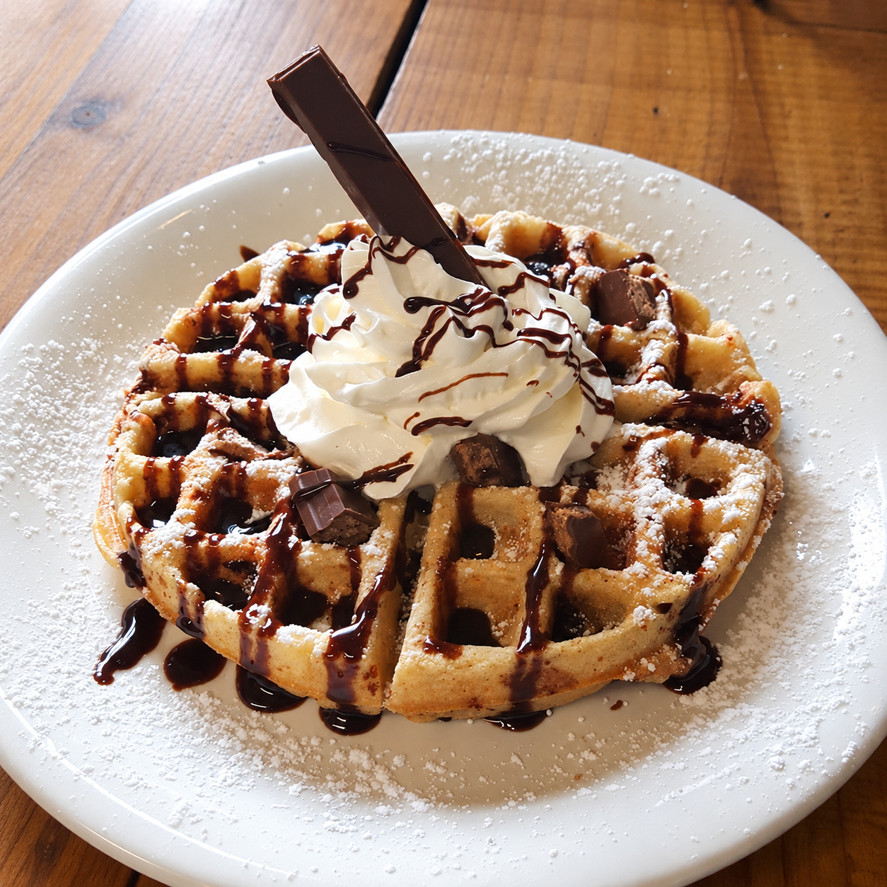 Kitkat Waffle Cake