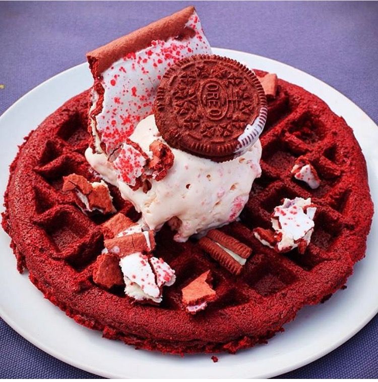 Red Velvet Waffle (With Icecream)