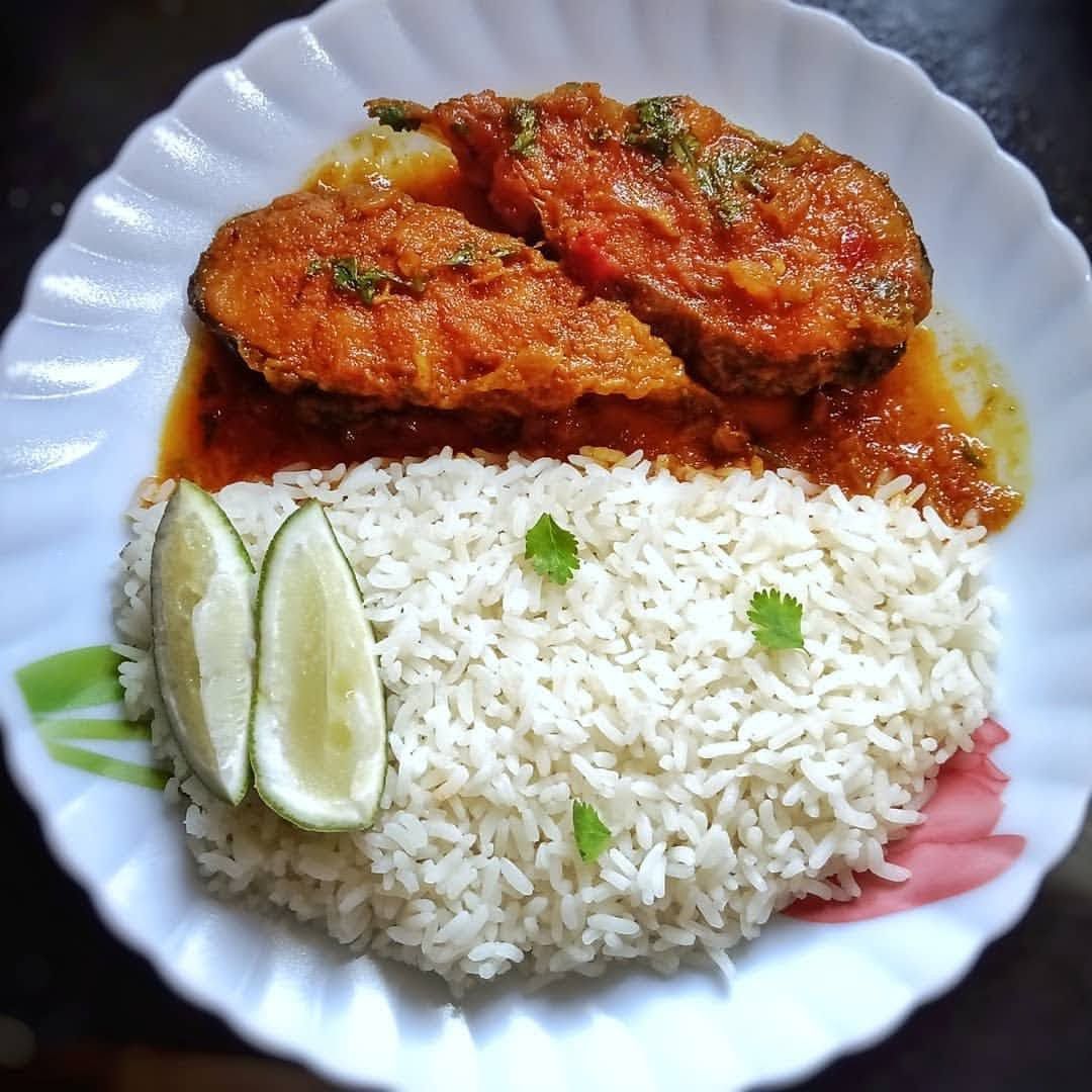 White rice with fish curry