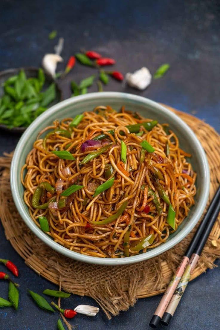 Shezhwan Veg Noodles