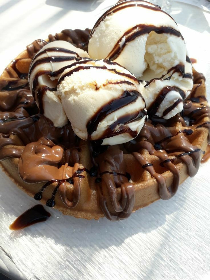 Nutella Waffle (With Icecream)