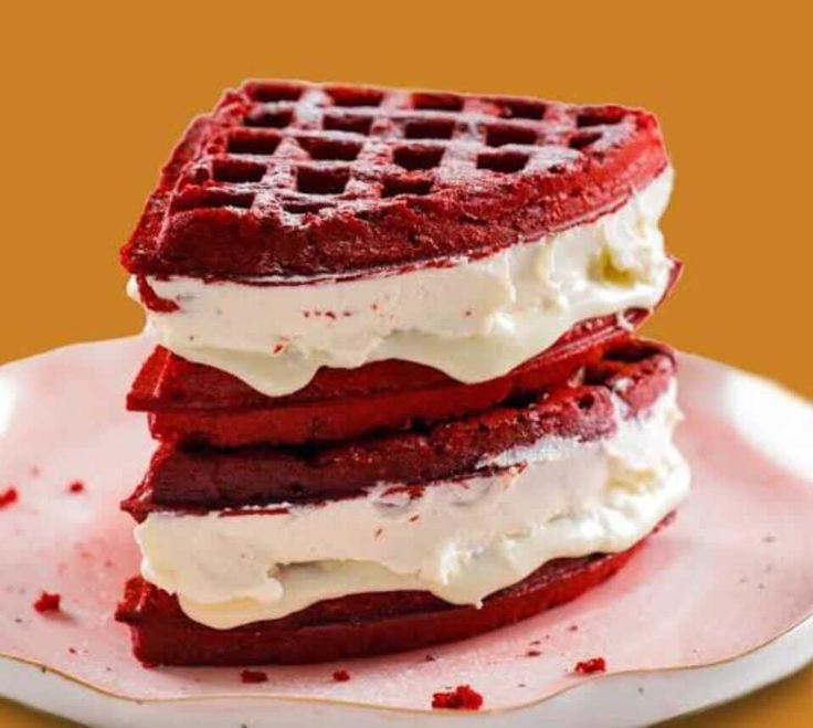 Red Velvet Waffle (Without Icecream)