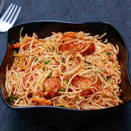 Schezwan Fish Noodles